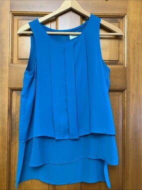 Anthropologie HD in Paris Top